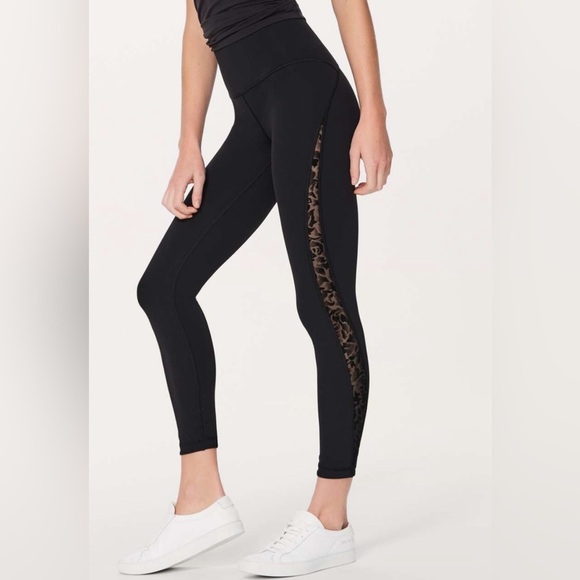 Lululemon Meant To Move 7/8 Tight (25")
Black / Flocked Floral Black Black 2 - Picture 1 of 9